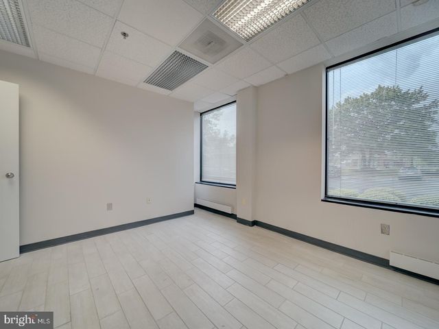 14325 WILLARD RD #106, Chantilly, VA 20151