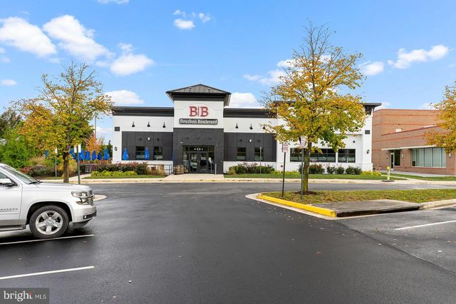 14325 WILLARD RD #106, Chantilly, VA 20151