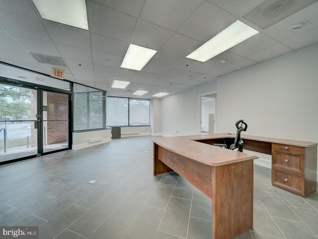 14325 WILLARD RD #106, Chantilly, VA 20151