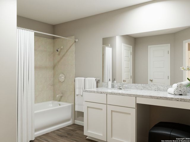 1208 Sweden, Seguin, TX 78155