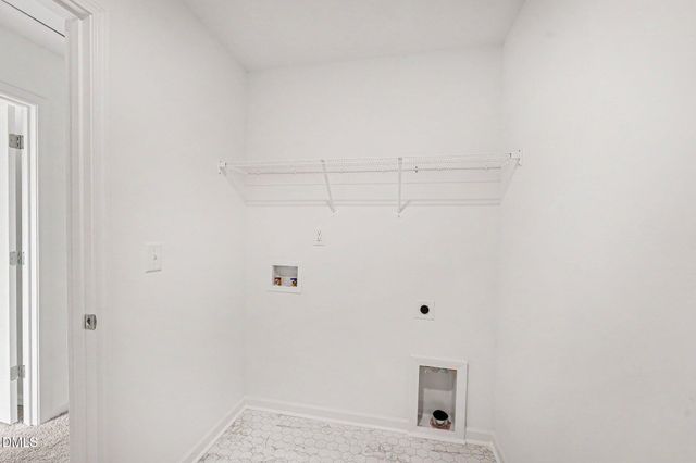 100 Benson Village Drive 31, Benson, NC 27504