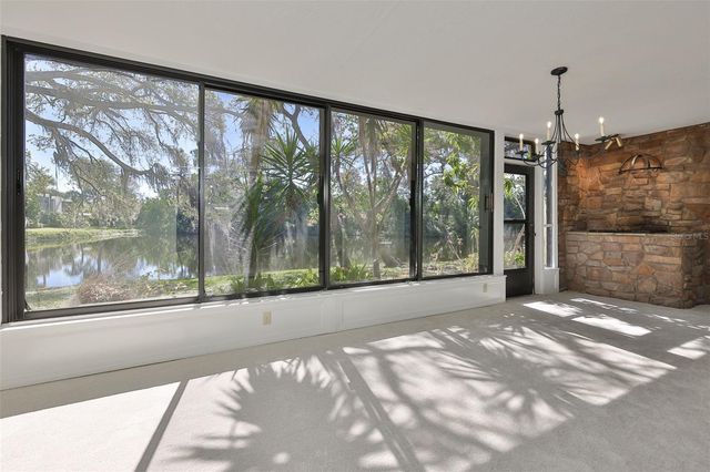 635 WOODLAWN DRIVE 635, Bradenton, FL 34210