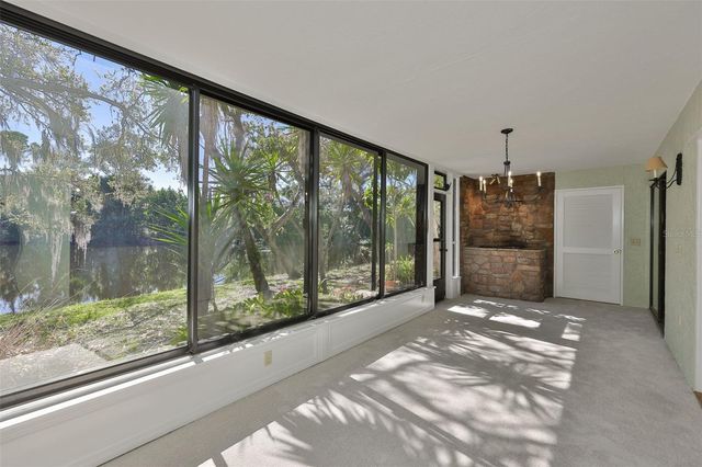 635 WOODLAWN DRIVE 635, Bradenton, FL 34210