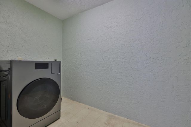 635 WOODLAWN DRIVE 635, Bradenton, FL 34210