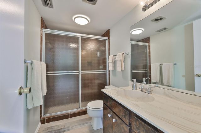 635 WOODLAWN DRIVE 635, Bradenton, FL 34210