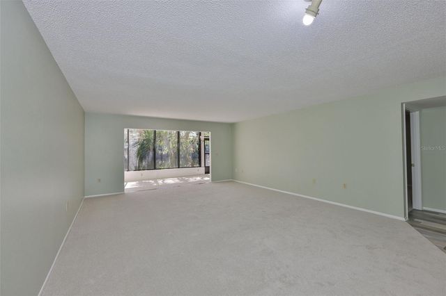 635 WOODLAWN DRIVE 635, Bradenton, FL 34210