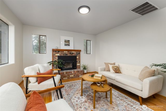 629 Shushwap Lane, La Conner, WA 98257