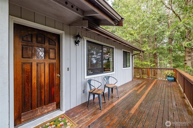 629 Shushwap Lane, La Conner, WA 98257