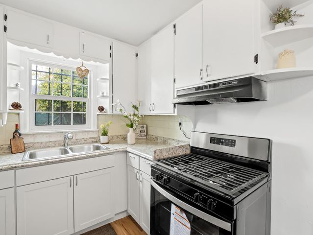 1315 N 8th Street, Fresno, CA 93703