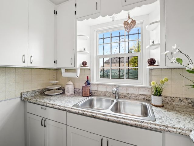 1315 N 8th Street, Fresno, CA 93703