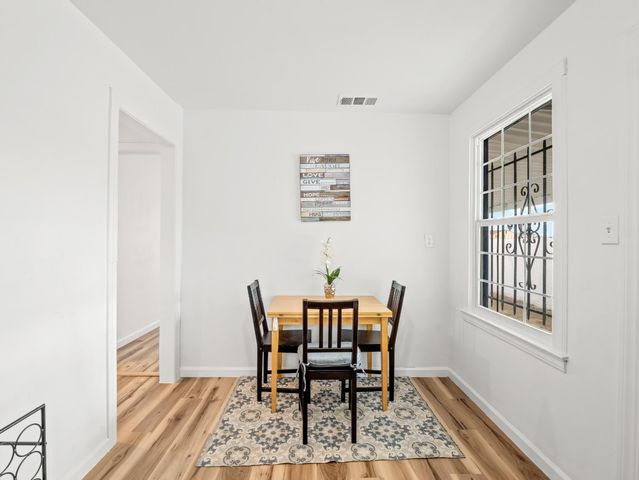 1315 N 8th Street, Fresno, CA 93703