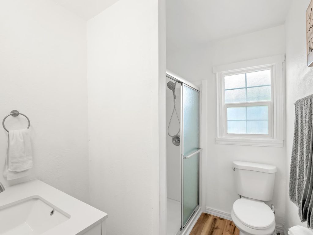 Image 20 of property listing at 1315 N 8th Street, Fresno, CA 93703