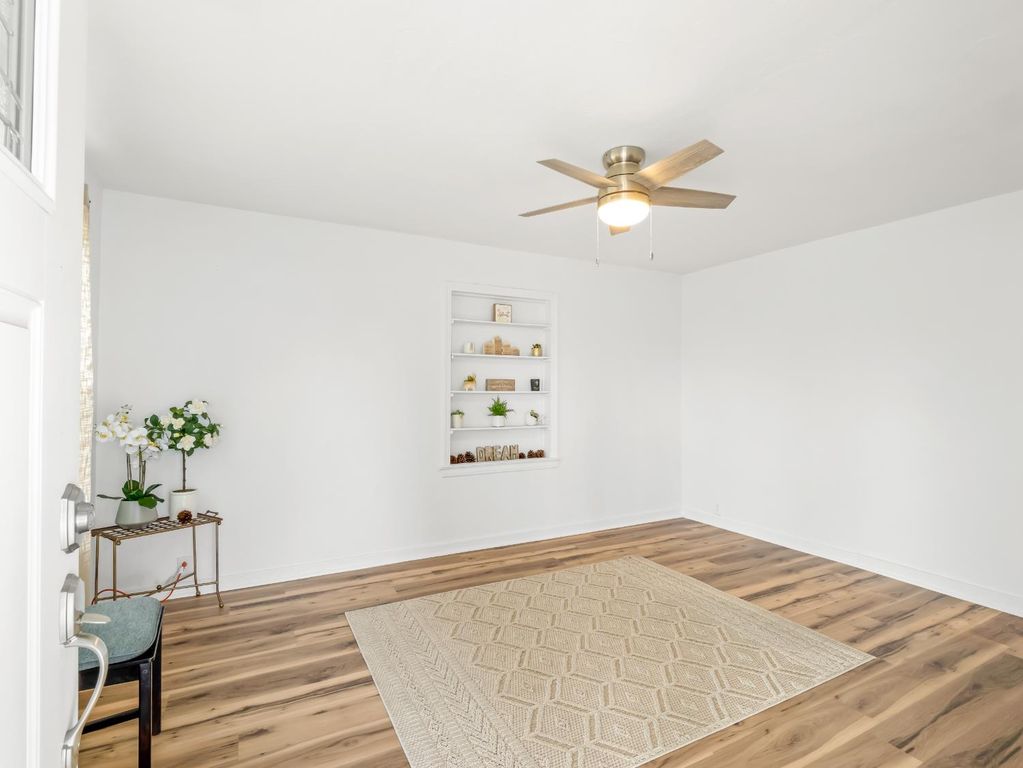 Image 5 of property listing at 1315 N 8th Street, Fresno, CA 93703