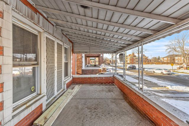 2015 Gladstone Street, Detroit, MI 48206