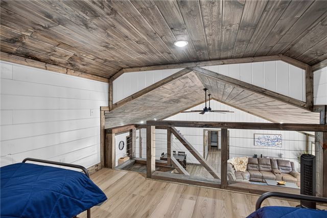 155 Joann Circle, Fair Play, SC 29643