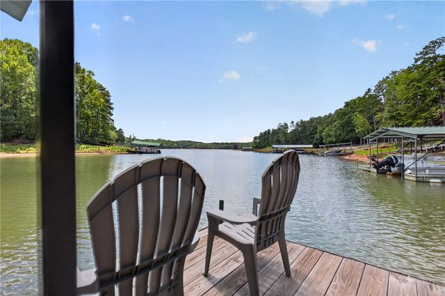 155 Joann Circle, Fair Play, SC 29643