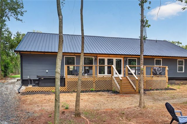 155 Joann Circle, Fair Play, SC 29643