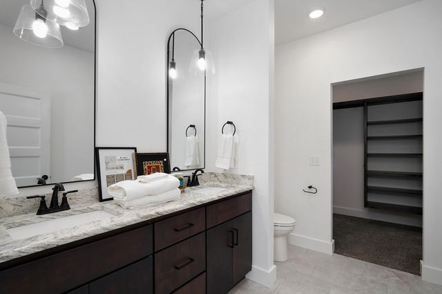 3019 W Marty Street, Springfield, MO 65810