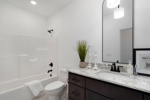 3019 W Marty Street, Springfield, MO 65810