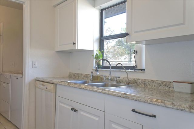 24 HEMLOCK TRAIL, Ocala, FL 34472