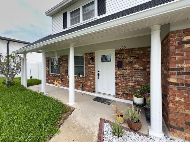 4725 SOAPSTONE DRIVE, Tampa, FL 33615