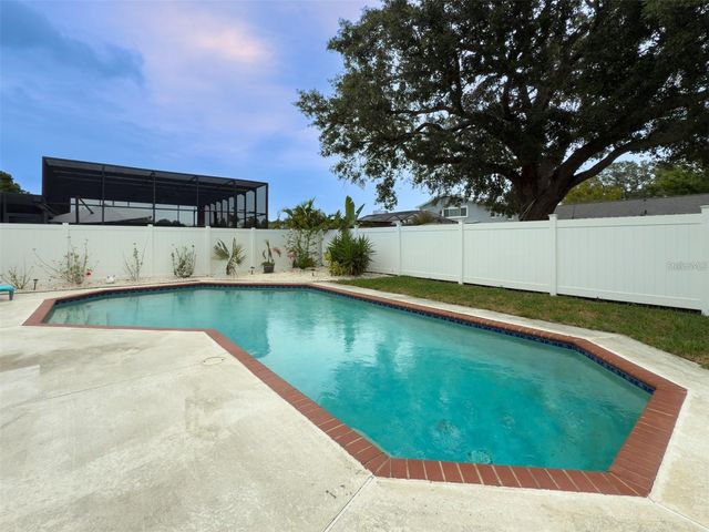 4725 SOAPSTONE DRIVE, Tampa, FL 33615