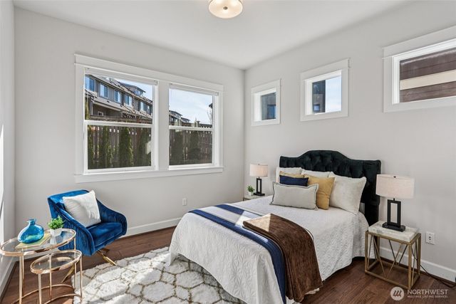 1412 Westridge Way NE, Issaquah, WA 98029