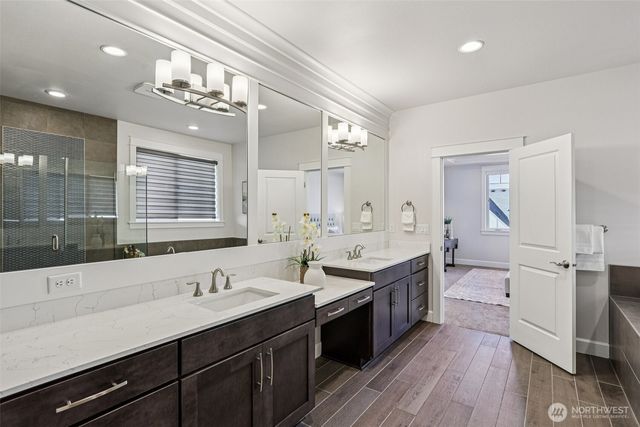 1412 Westridge Way NE, Issaquah, WA 98029