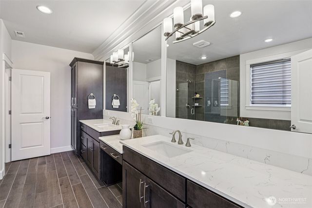 1412 Westridge Way NE, Issaquah, WA 98029