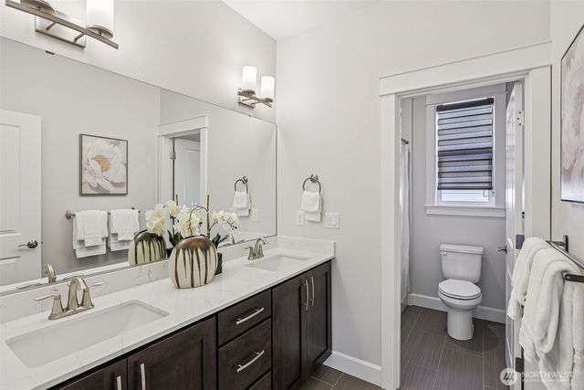 1412 Westridge Way NE, Issaquah, WA 98029