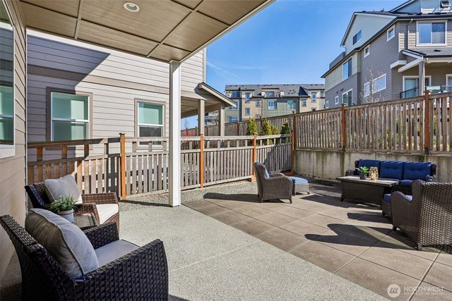 1412 Westridge Way NE, Issaquah, WA 98029