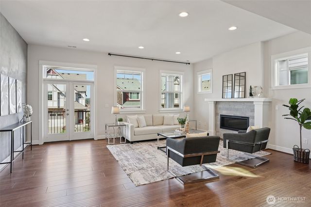 1412 Westridge Way NE, Issaquah, WA 98029