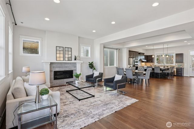 1412 Westridge Way NE, Issaquah, WA 98029