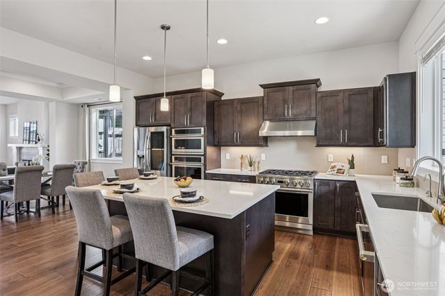 1412 Westridge Way NE, Issaquah, WA 98029