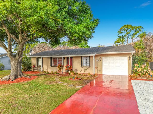 534 NW Kingston Street, Port St. Lucie, Port St Lucie, FL 34983