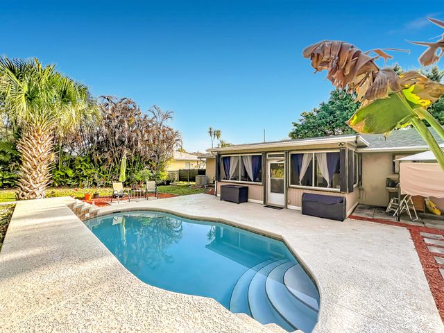 534 NW Kingston Street, Port St. Lucie, Port St Lucie, FL 34983