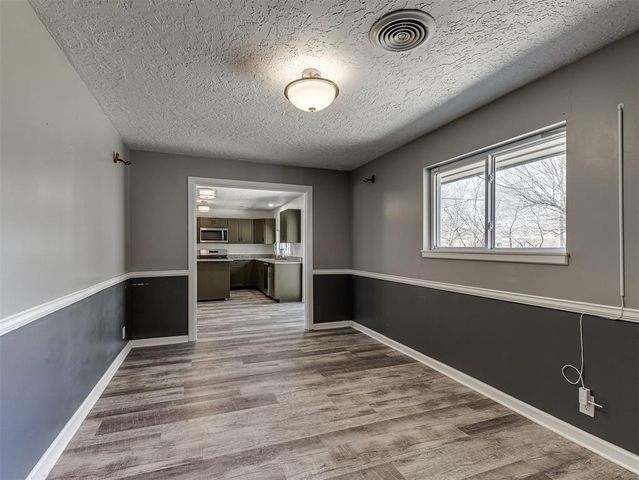 1520 N Hollywood Avenue, Norman, OK 73072