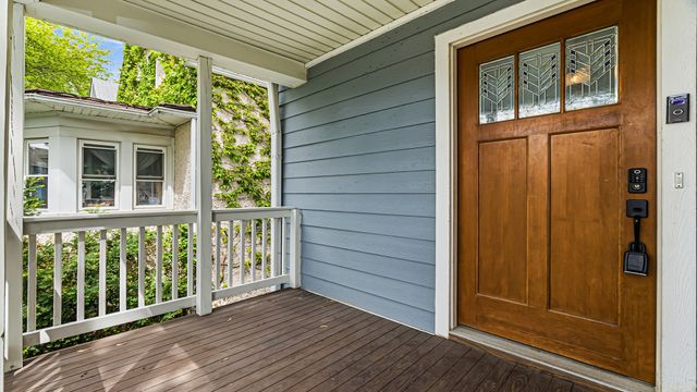 4127 N Richmond Street, Chicago, IL 60618
