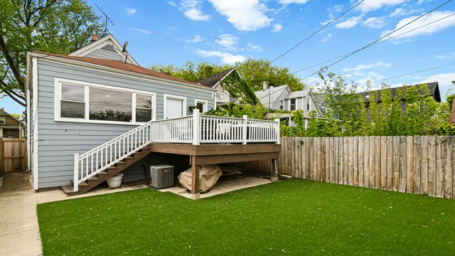4127 N Richmond Street, Chicago, IL 60618