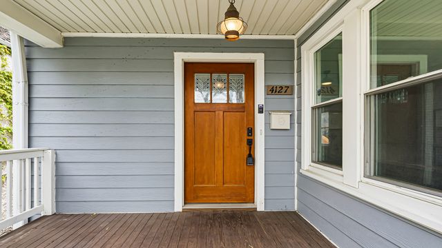 4127 N Richmond Street, Chicago, IL 60618