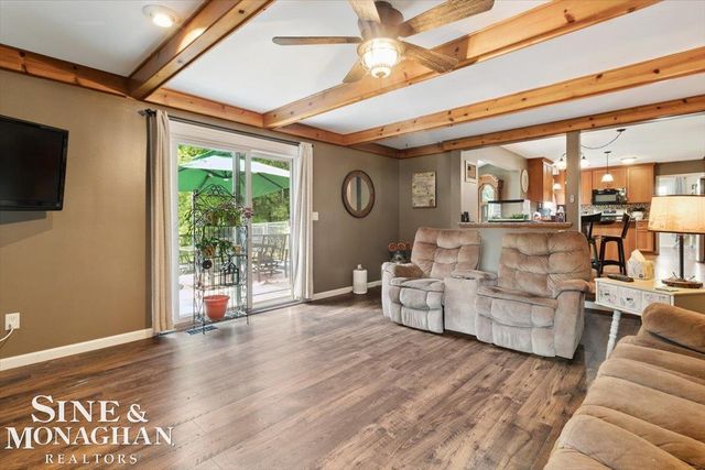 137 E Meldrum Circle, Saint Clair, MI 48079