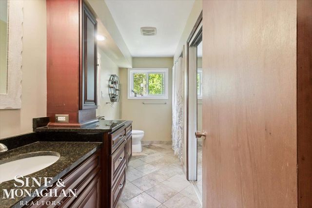137 E Meldrum Circle, Saint Clair, MI 48079