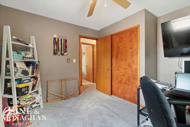 137 E Meldrum Circle, Saint Clair, MI 48079