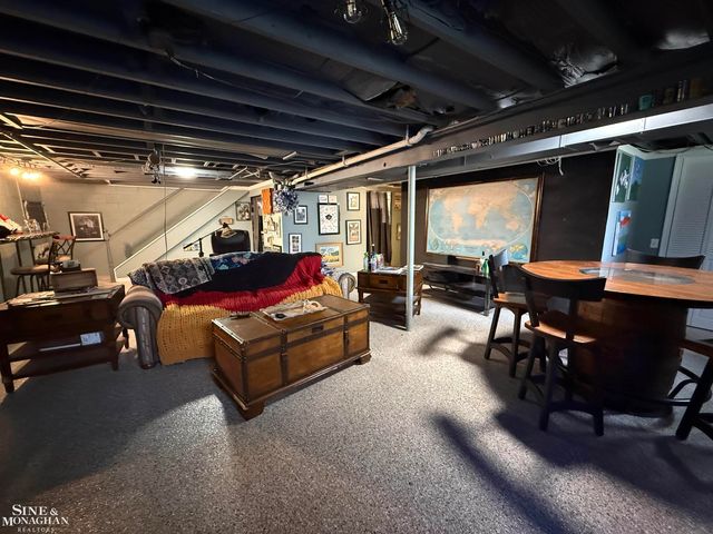 137 E Meldrum Circle, Saint Clair, MI 48079