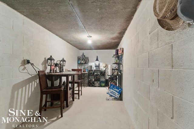 137 E Meldrum Circle, Saint Clair, MI 48079
