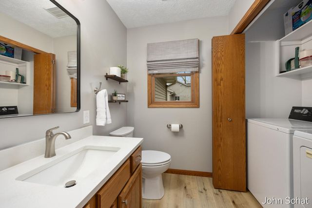 11575 Brookland Drive, Allendale, MI 49401