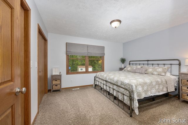 11575 Brookland Drive, Allendale, MI 49401