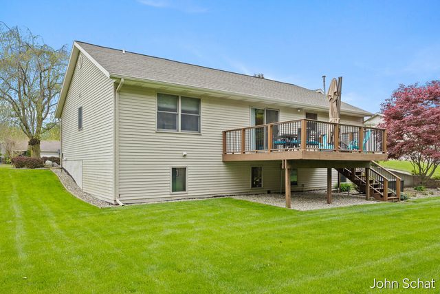 11575 Brookland Drive, Allendale, MI 49401
