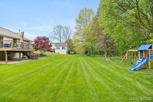11575 Brookland Drive, Allendale, MI 49401