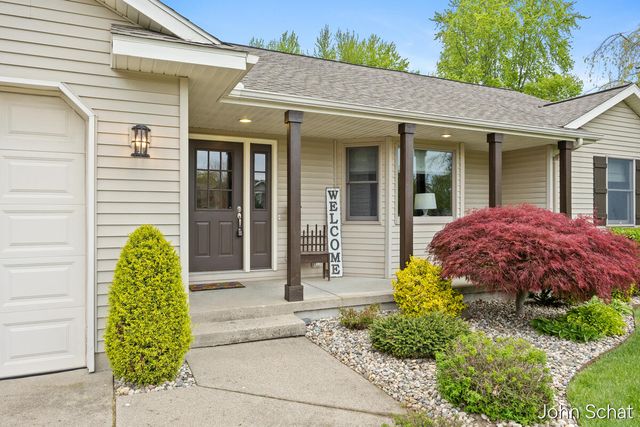 11575 Brookland Drive, Allendale, MI 49401